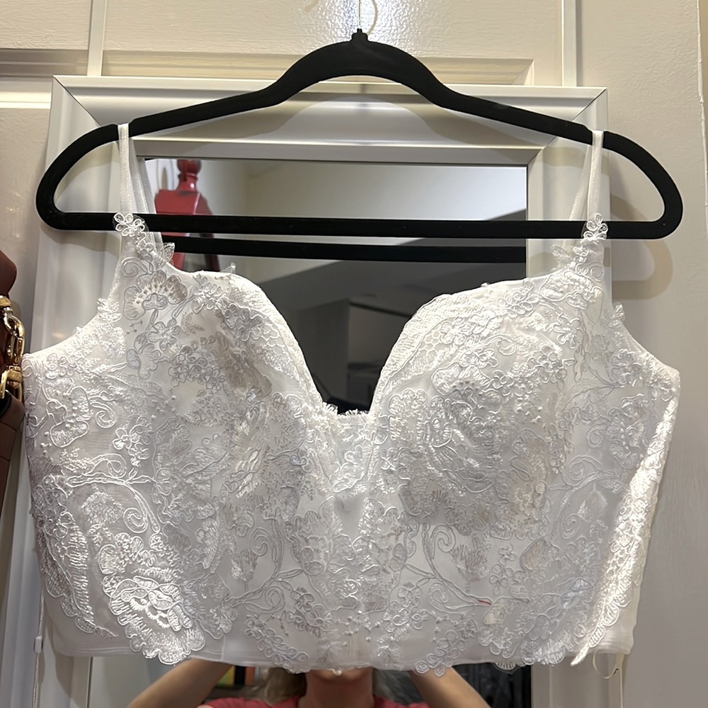 LanTing bridal bustiers